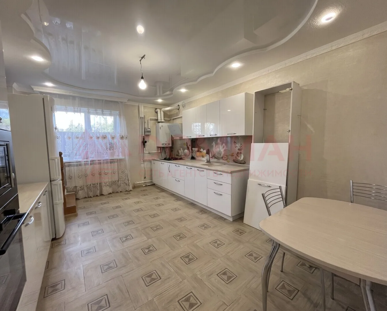 Дом 5 комн., 250 м² — Аксайский район, Темерницкий — фото 14
