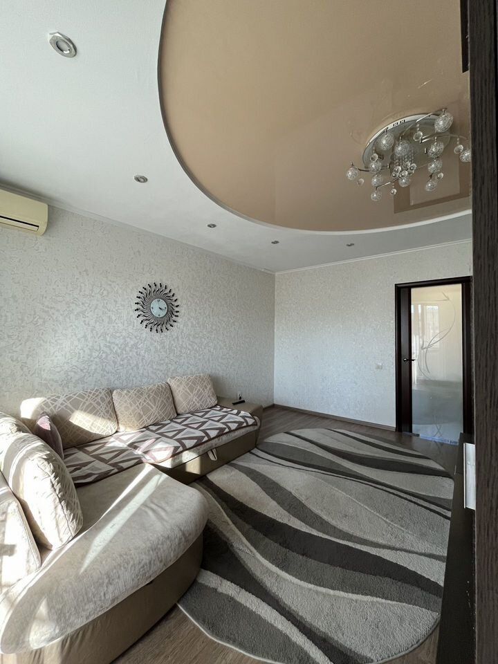 Квартира 2 комн., 60 м², этаж 7 — фото 3