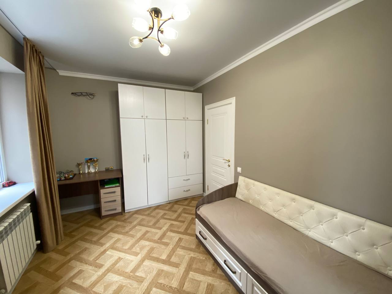Квартира 3 комн., 75 м² — фото 9