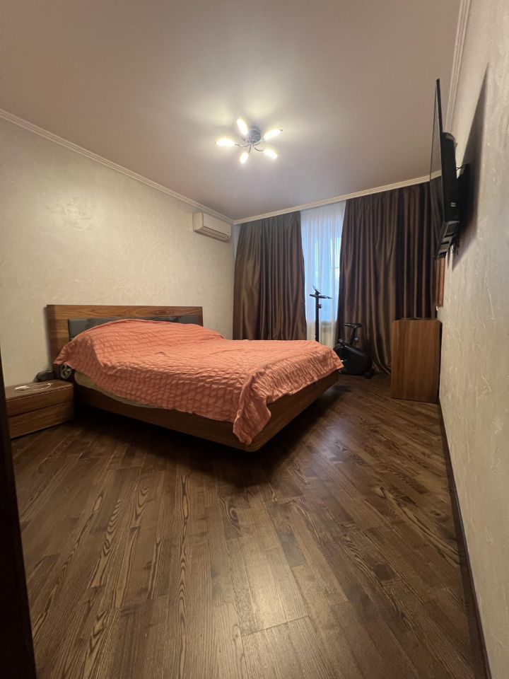 Квартира 3 комн., 85 м², этаж 4 — Ростов-на-Дону — фото 2