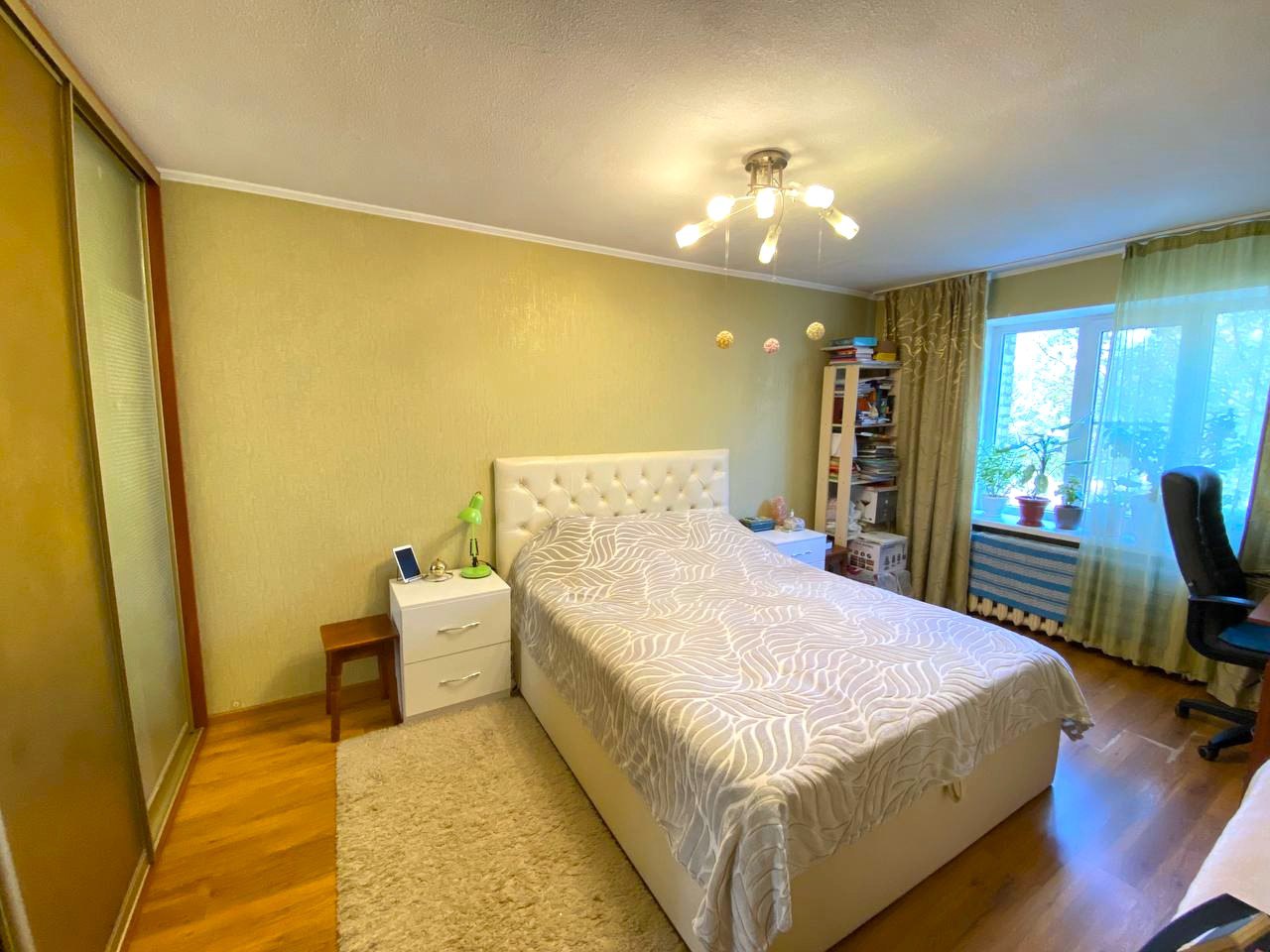 Квартира 1 комн., 40 м², этаж 3 — фото 1
