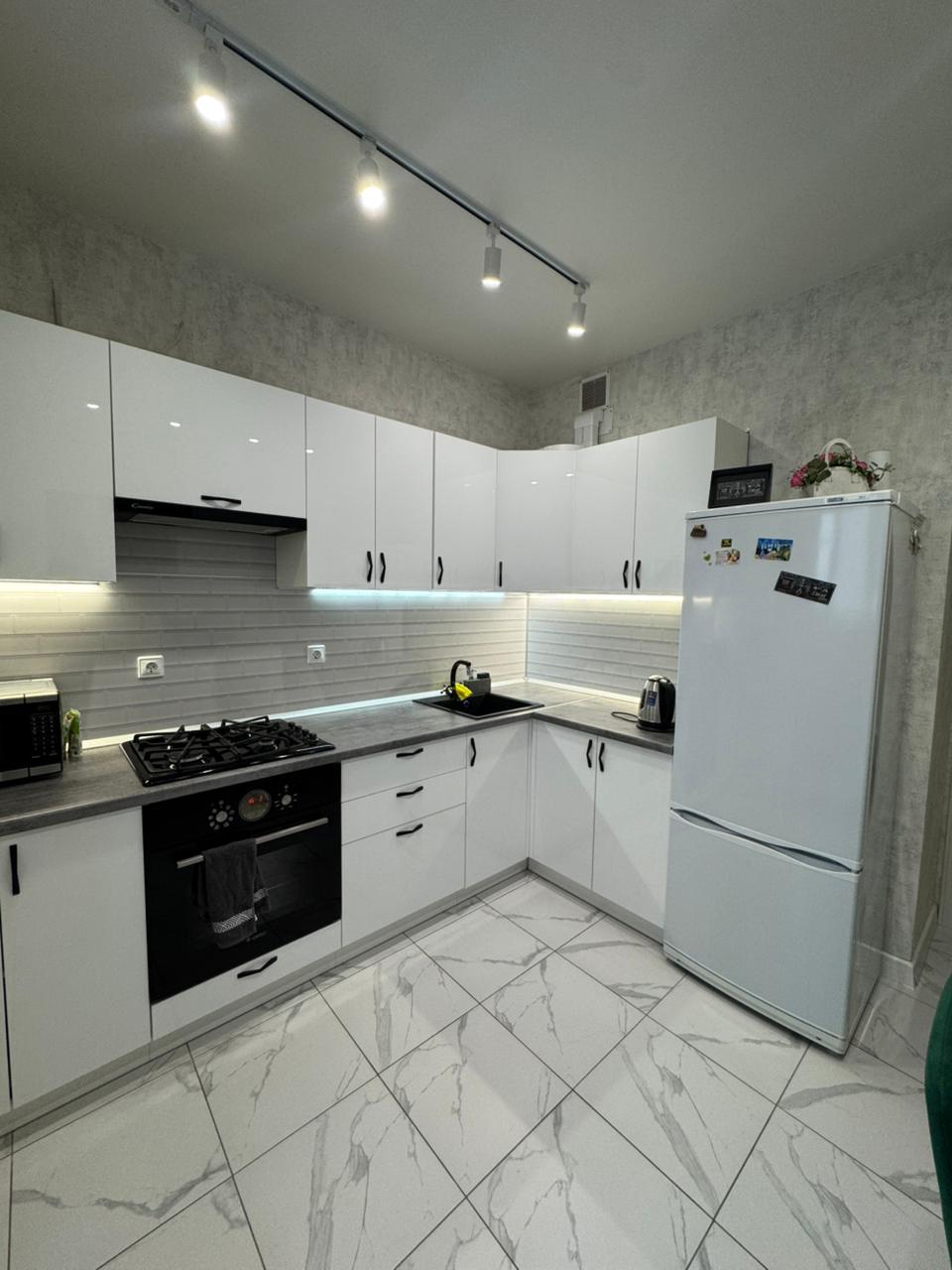 Квартира 1 комн., 36.7 м², этаж 18 — фото 3