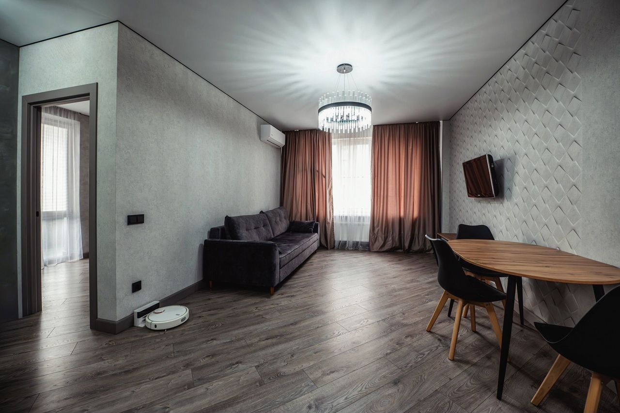 Квартира 2 комн., 53 м², этаж 8 — Ростов-на-Дону — фото 10