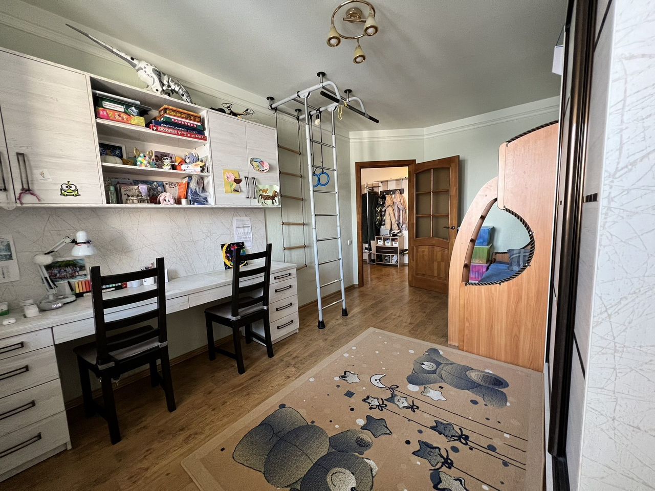 Квартира 2 комн., 54.4 м², этаж 4 — фото 2