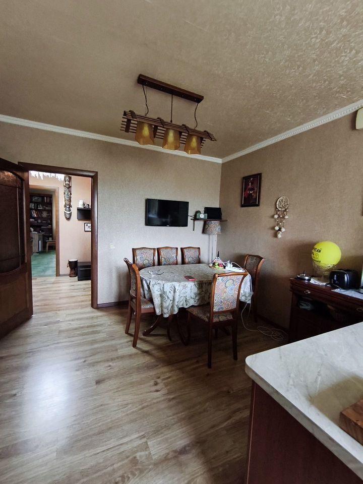 Квартира 3 комн., 105 м² — фото 3