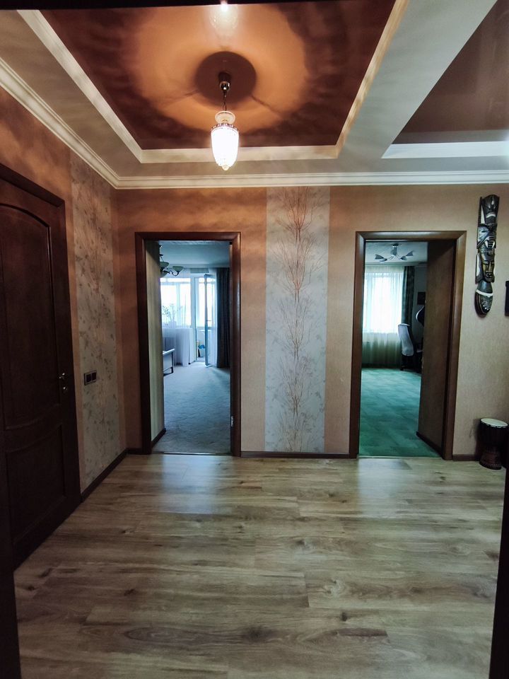Квартира 3 комн., 105 м² — фото 6