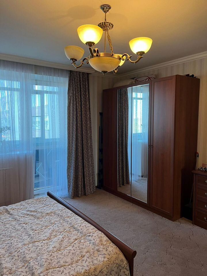 Квартира 3 комн., 105 м² — фото 12