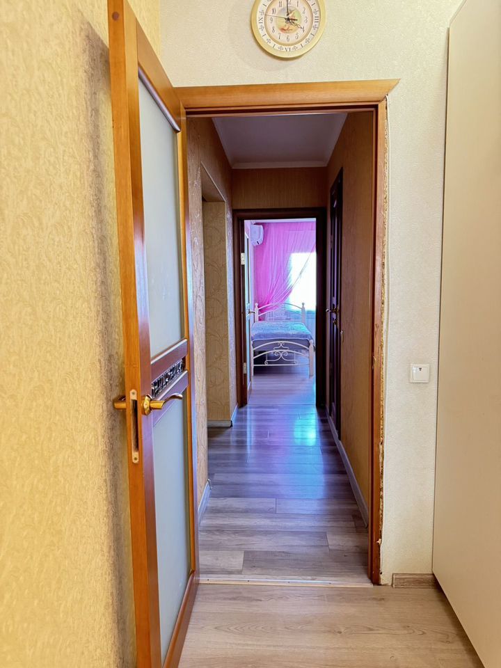 Квартира 3 комн., 70 м², этаж 6 — фото 1